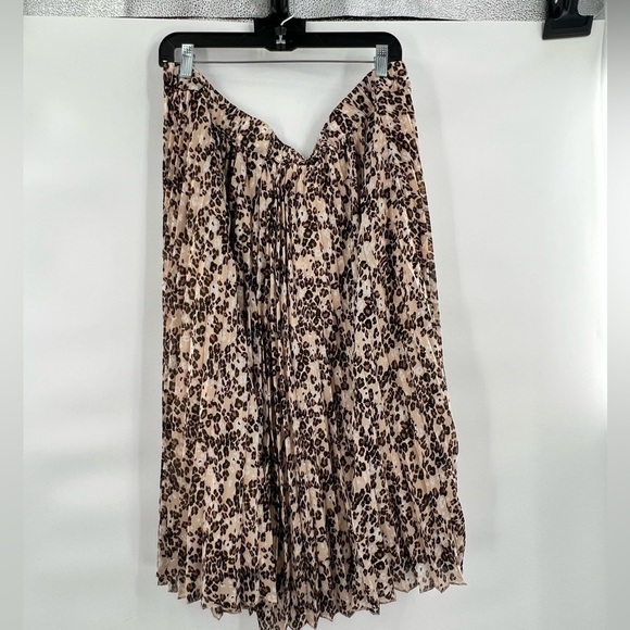 Lane Bryant leopard print pleated skirt size 18/20 - Picture 1 of 8